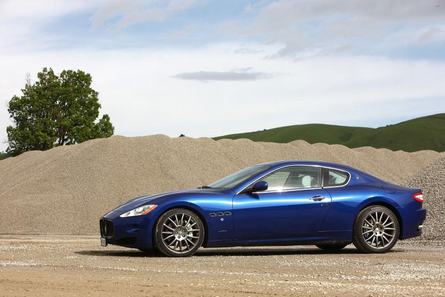  Maserati GranTurismo S Automatic 2009 года  (фото 24 из 86)